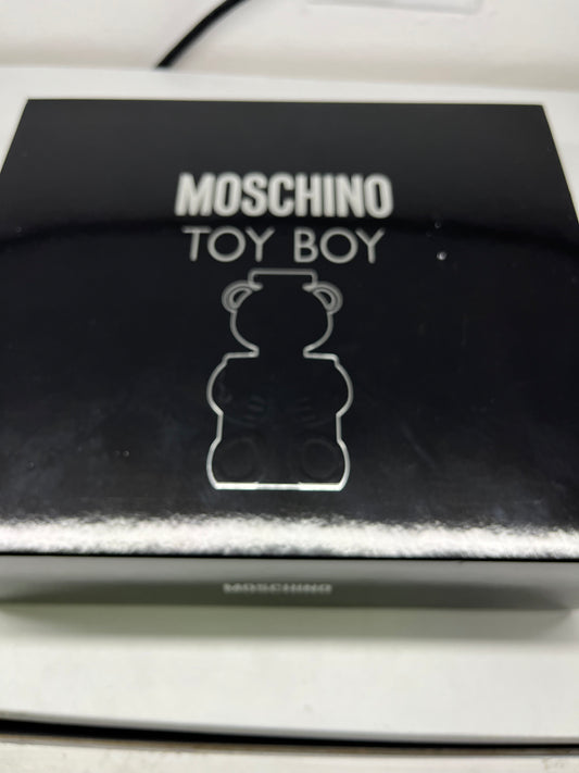 Moschino toy boy